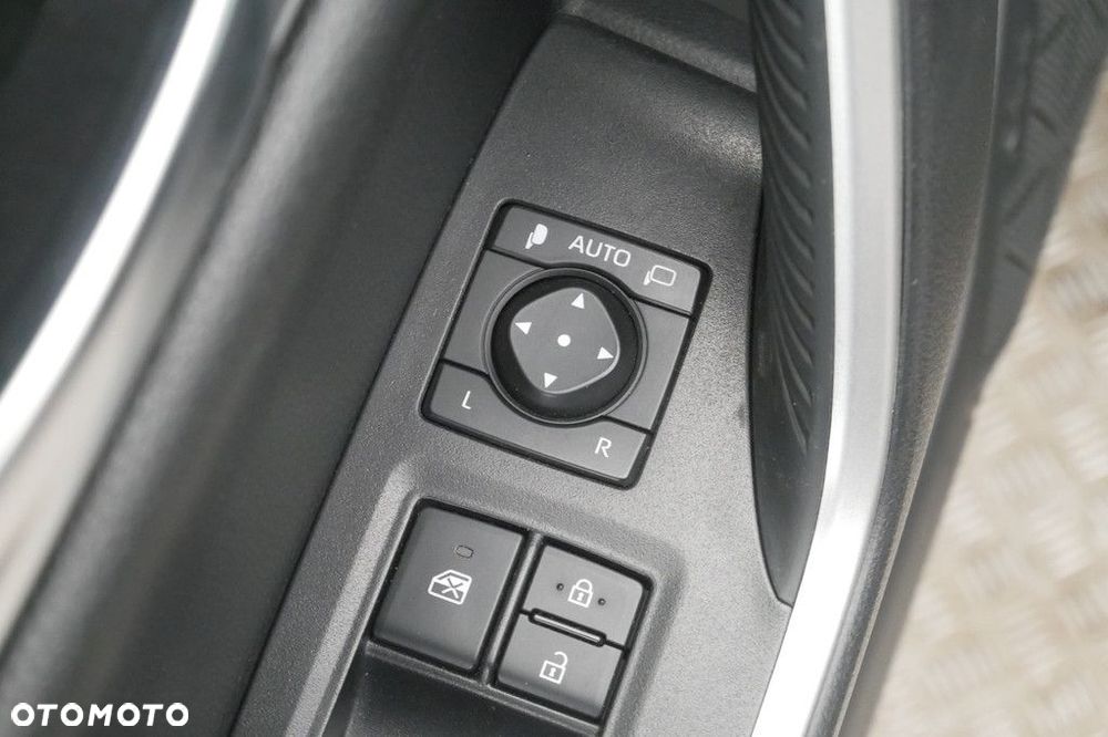 Toyota RAV4 - 31