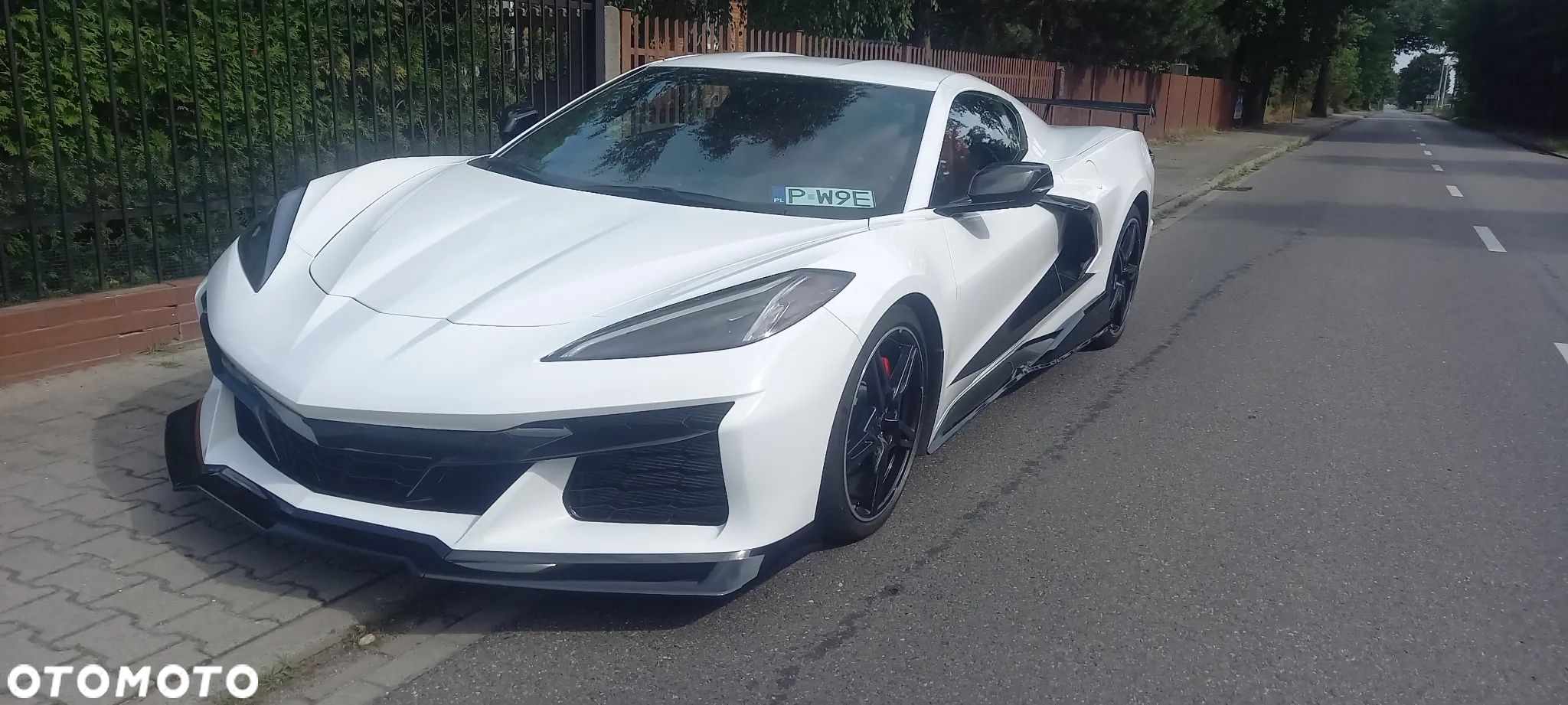 Chevrolet Corvette - 2