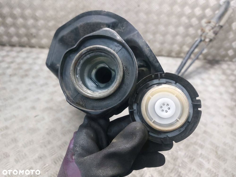 RURA WLEW PALIWA MAZDA CX-9 I LIFT 3.7 V6 - 4