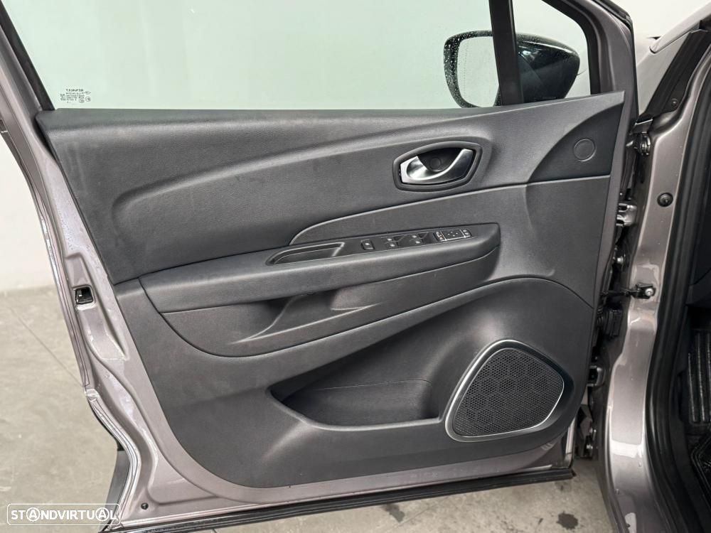 Renault Captur (ENERGY) TCe 150 EDC Version S - 24