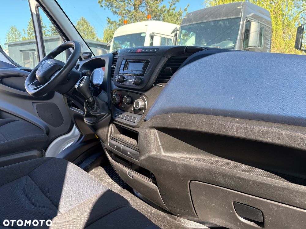 Iveco DAILY 35S16 | HI-MATIC | KONTENER | KLIMA | NAVI | SUPER STAN - 16