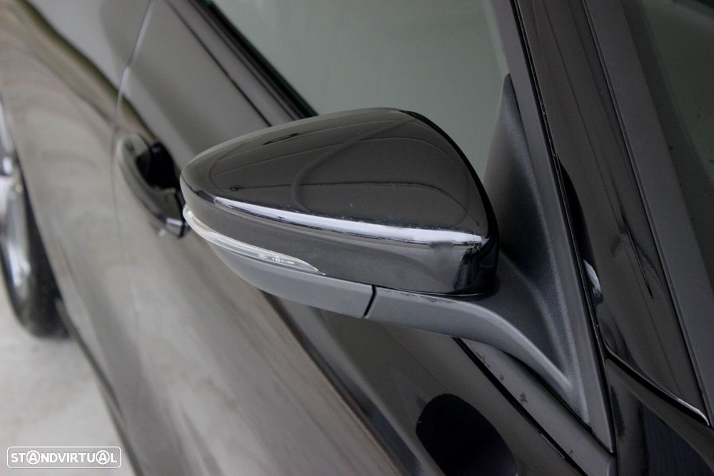 Ford Focus 1.0 EcoBoost MHEV ST-Line - 4