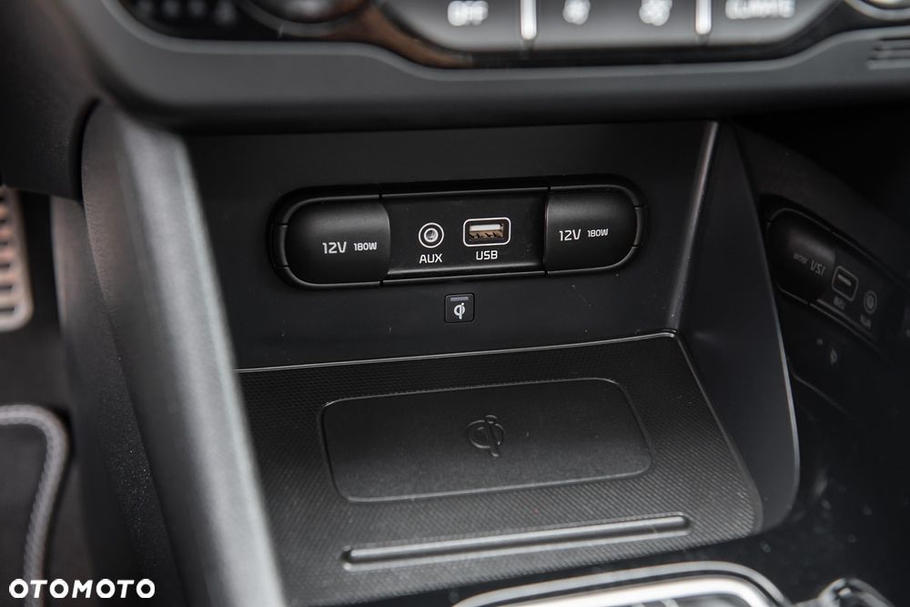 Kia Niro 1.6 GDI Plug-in Hybrid XL - 30