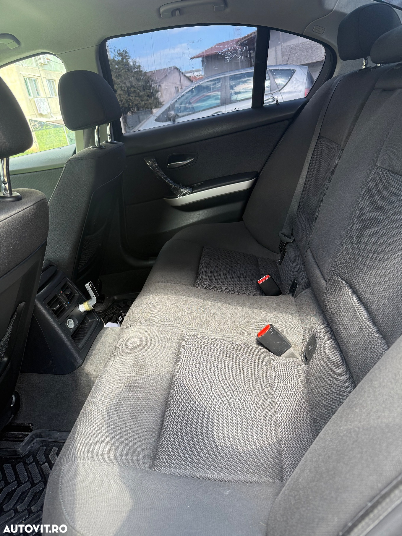 BMW Seria 3 318d - 8