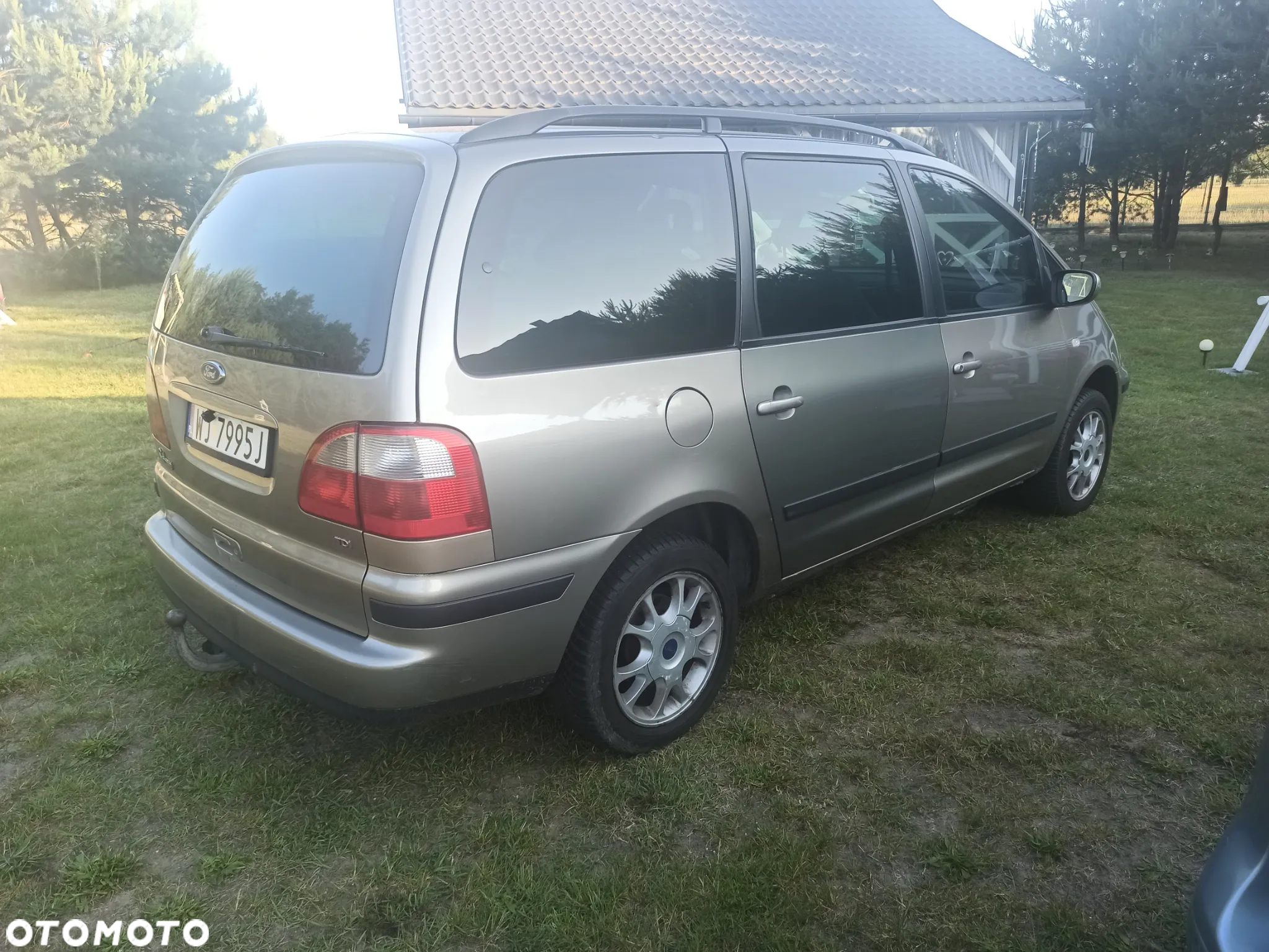 Ford Galaxy 1.9 TDI Ghia X - 8