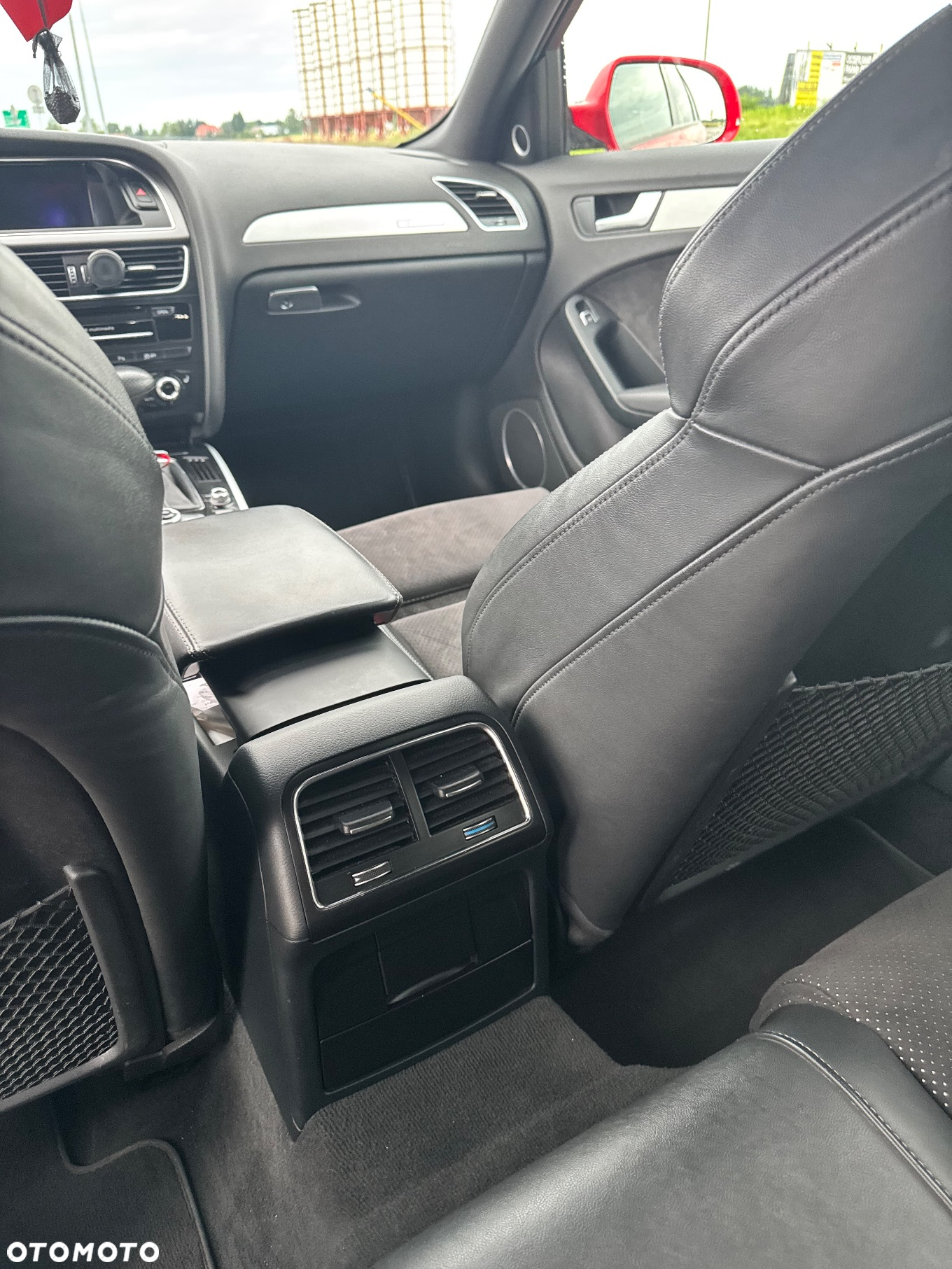 Audi A4 2.0 TDI Quattro Line S tronic - 12