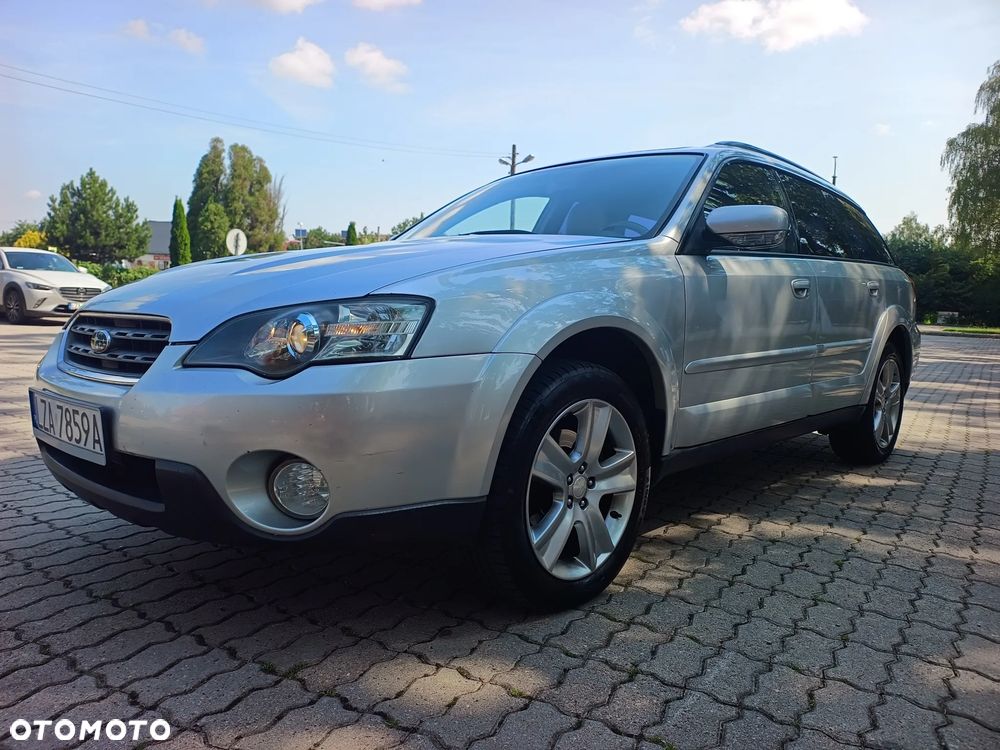Subaru Outback 3.0 H6 - 5