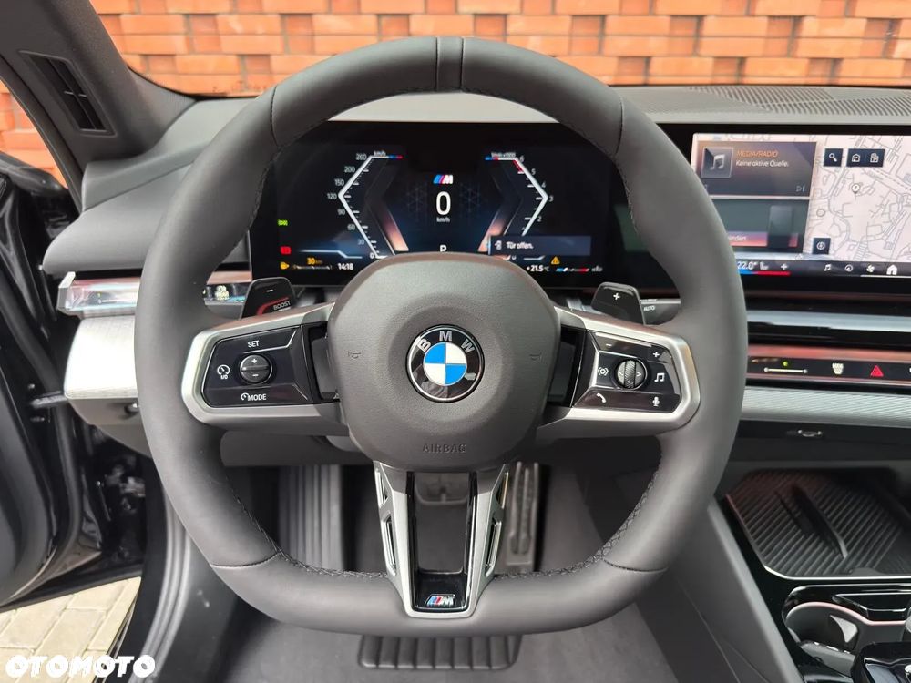 BMW Seria 5 520d mHEV - 12