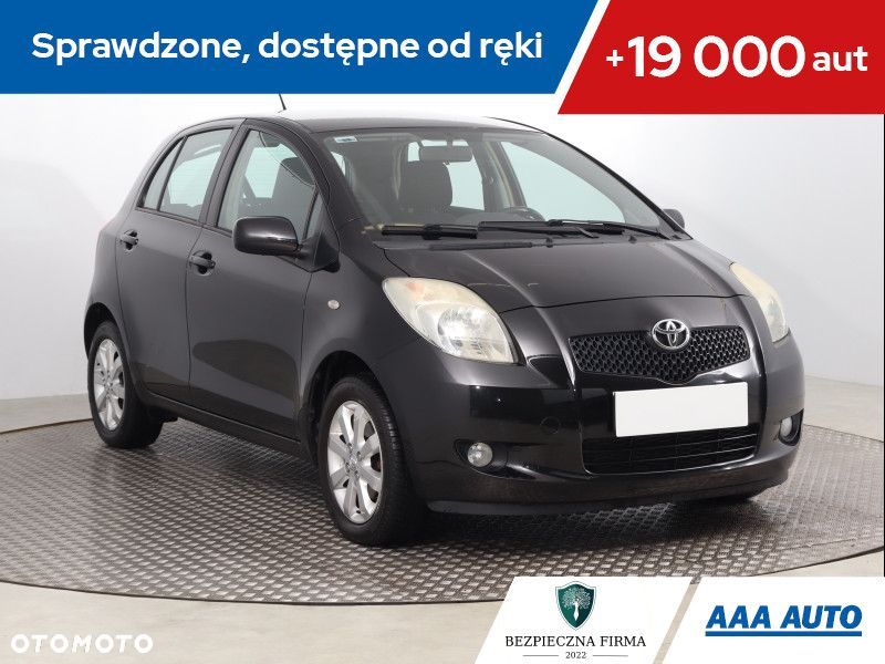 Toyota Yaris - 1