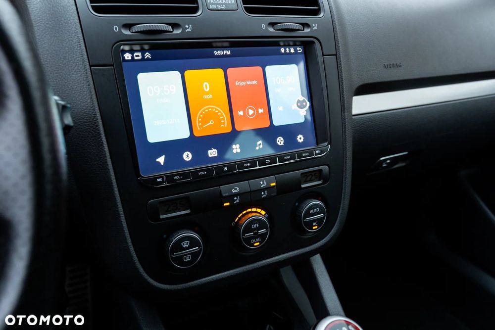 Volkswagen Golf 2.0 GTI - 33