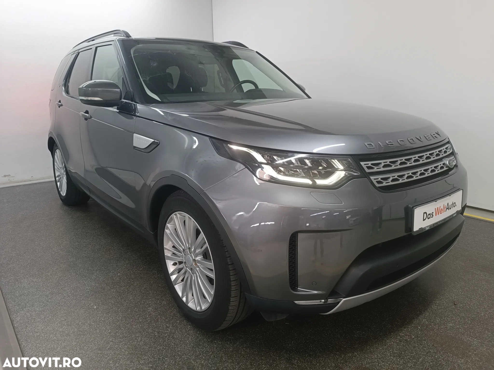 Land Rover Discovery 3.0 L TD6 HSE - 4