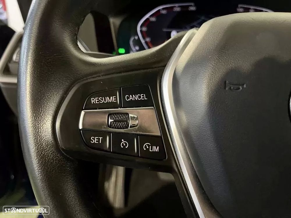 BMW 318 d Auto - 16