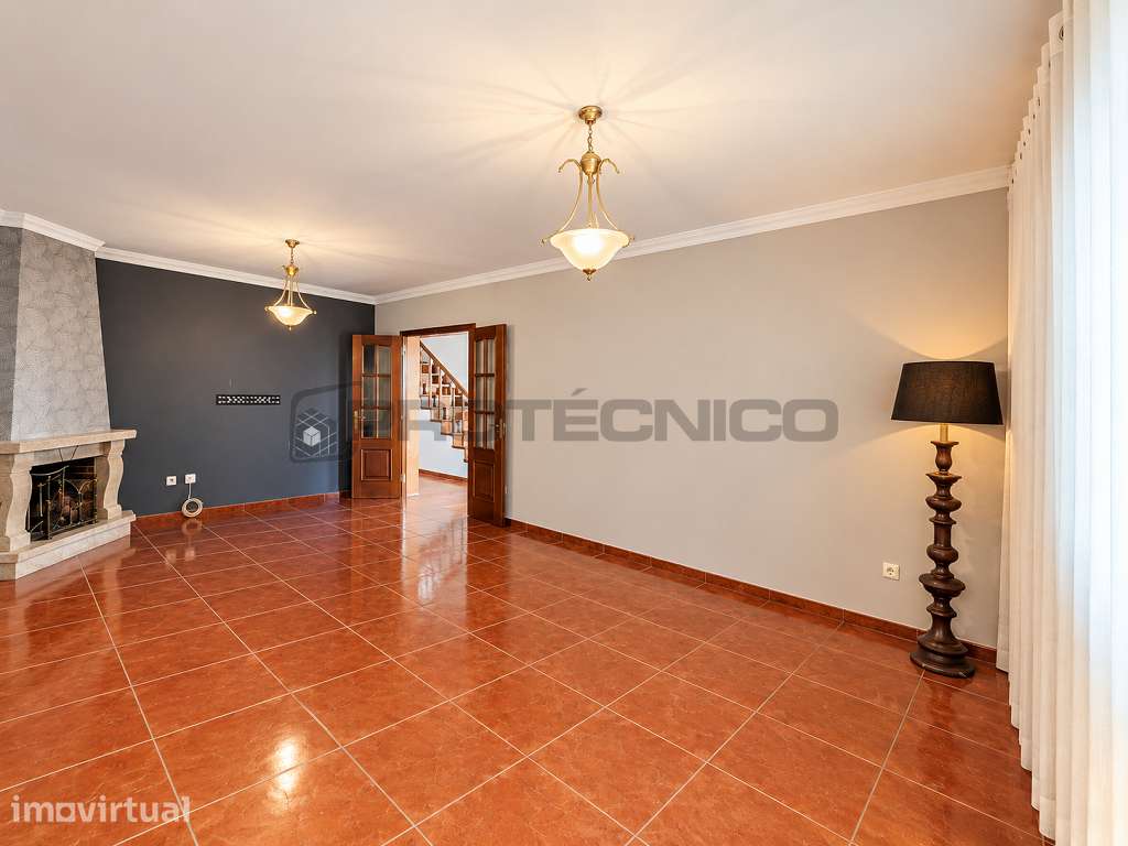 Moradia T4 com piscina e anexos | Gafanha da Nazaré - Grande imagem: 5/34