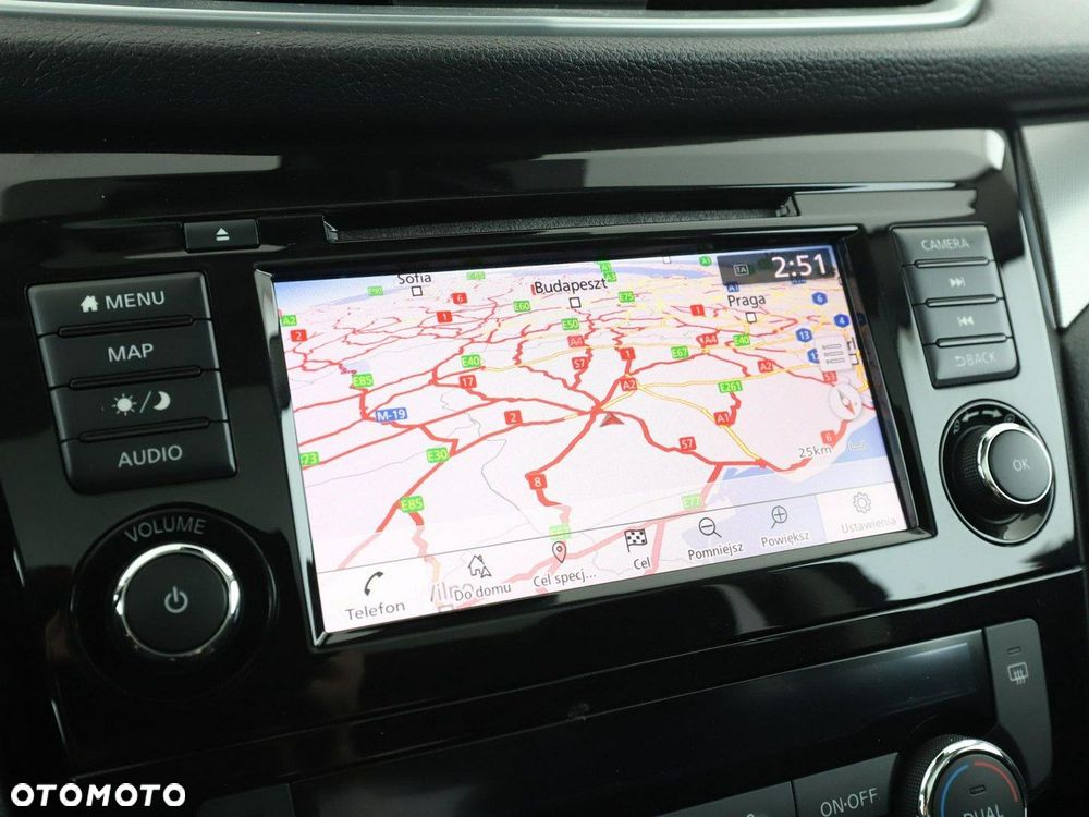 Nissan Qashqai 1.3 DIG-T N-Motion - 25