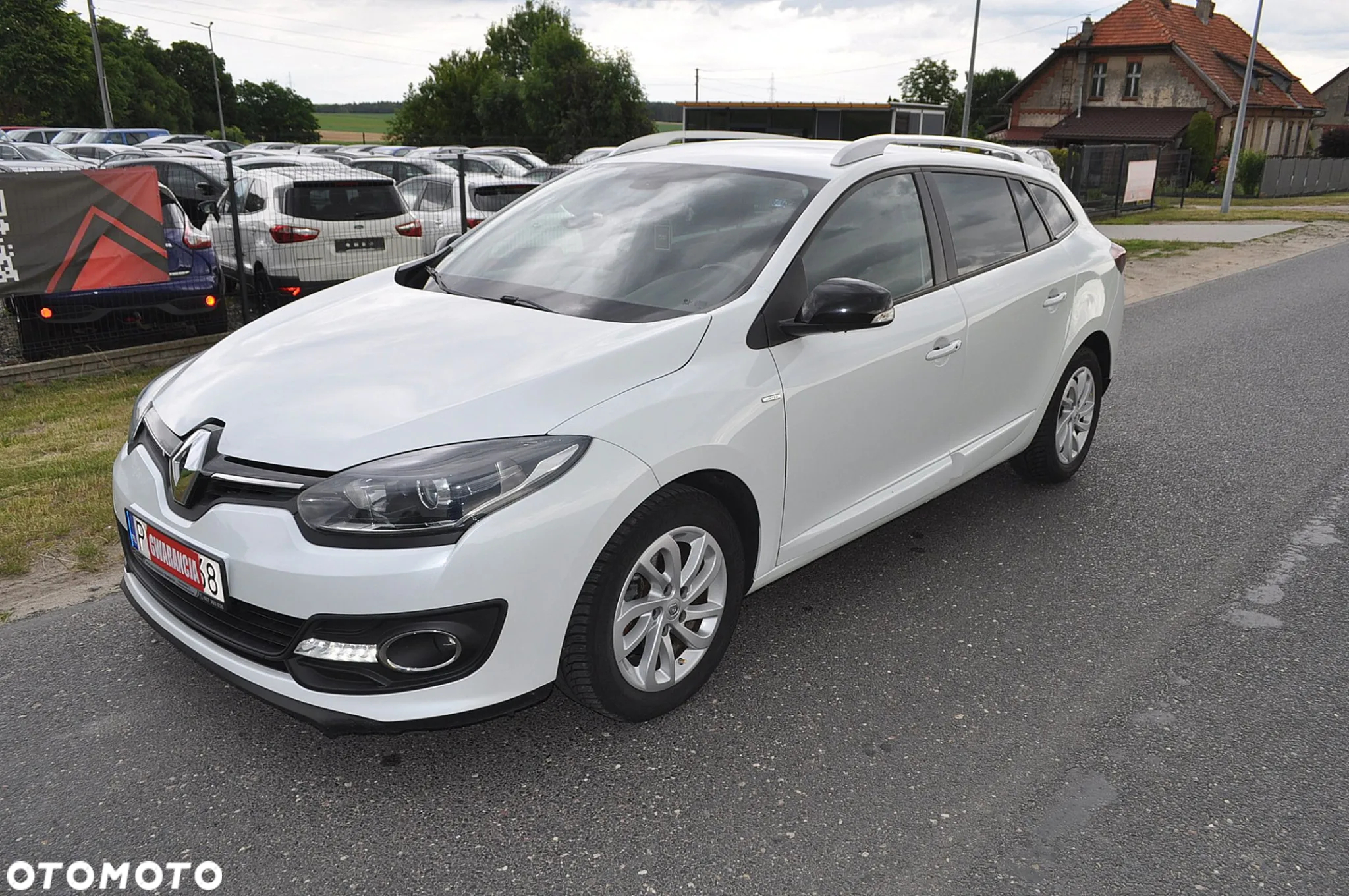 Renault Megane 1.5 dCi Limited EDC EU6 - 9