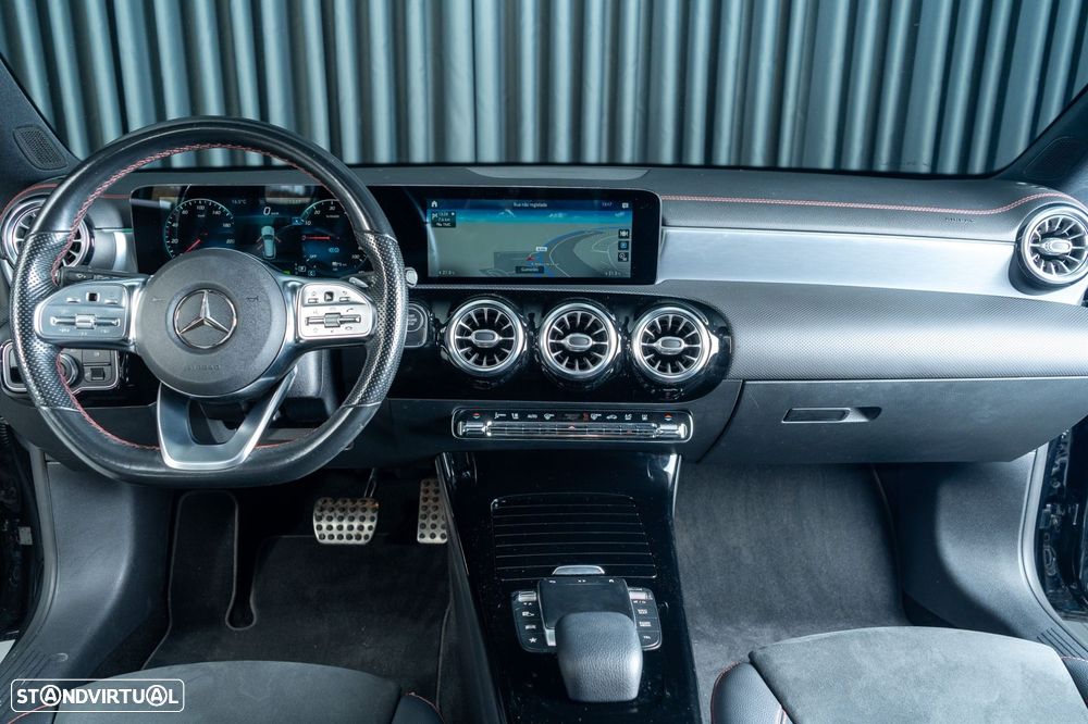 Mercedes-Benz CLA 250 e Shooting Brake AMG Line - 16