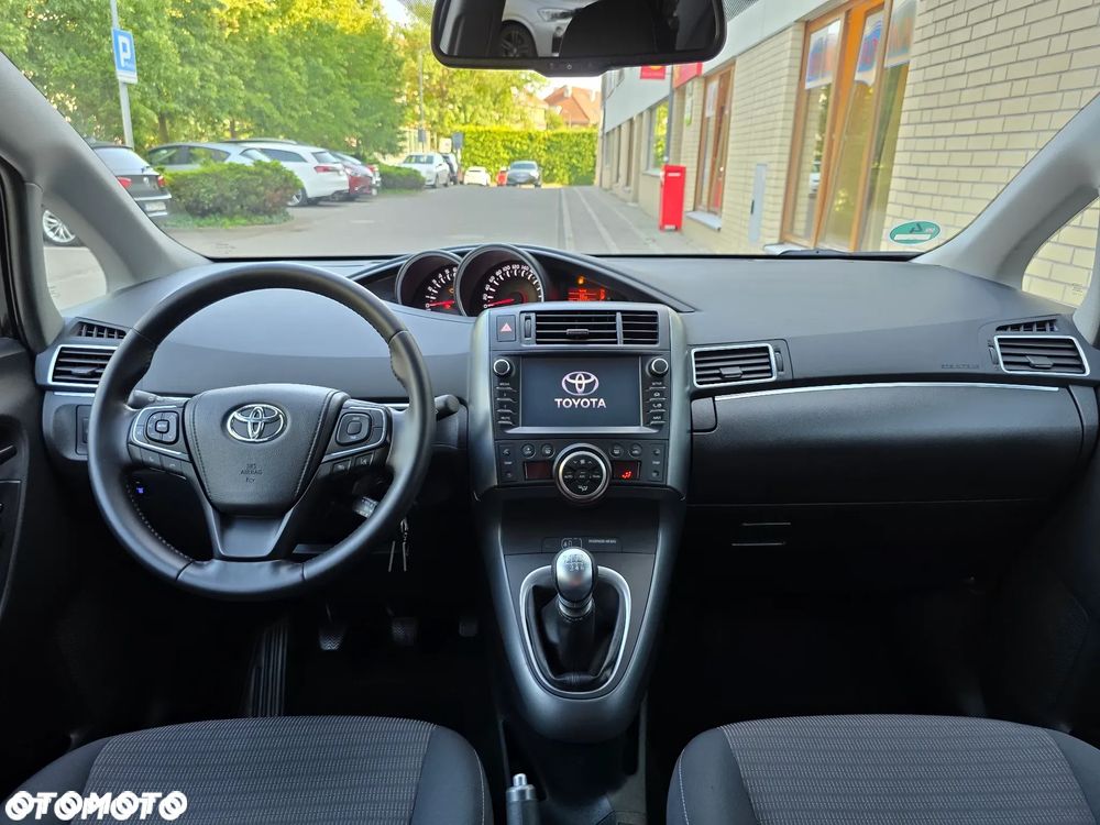 Toyota Verso - 27