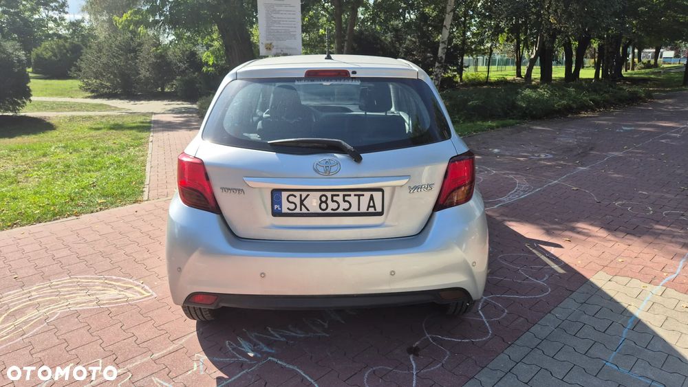 Toyota Yaris 1.4 D-4D Active - 3