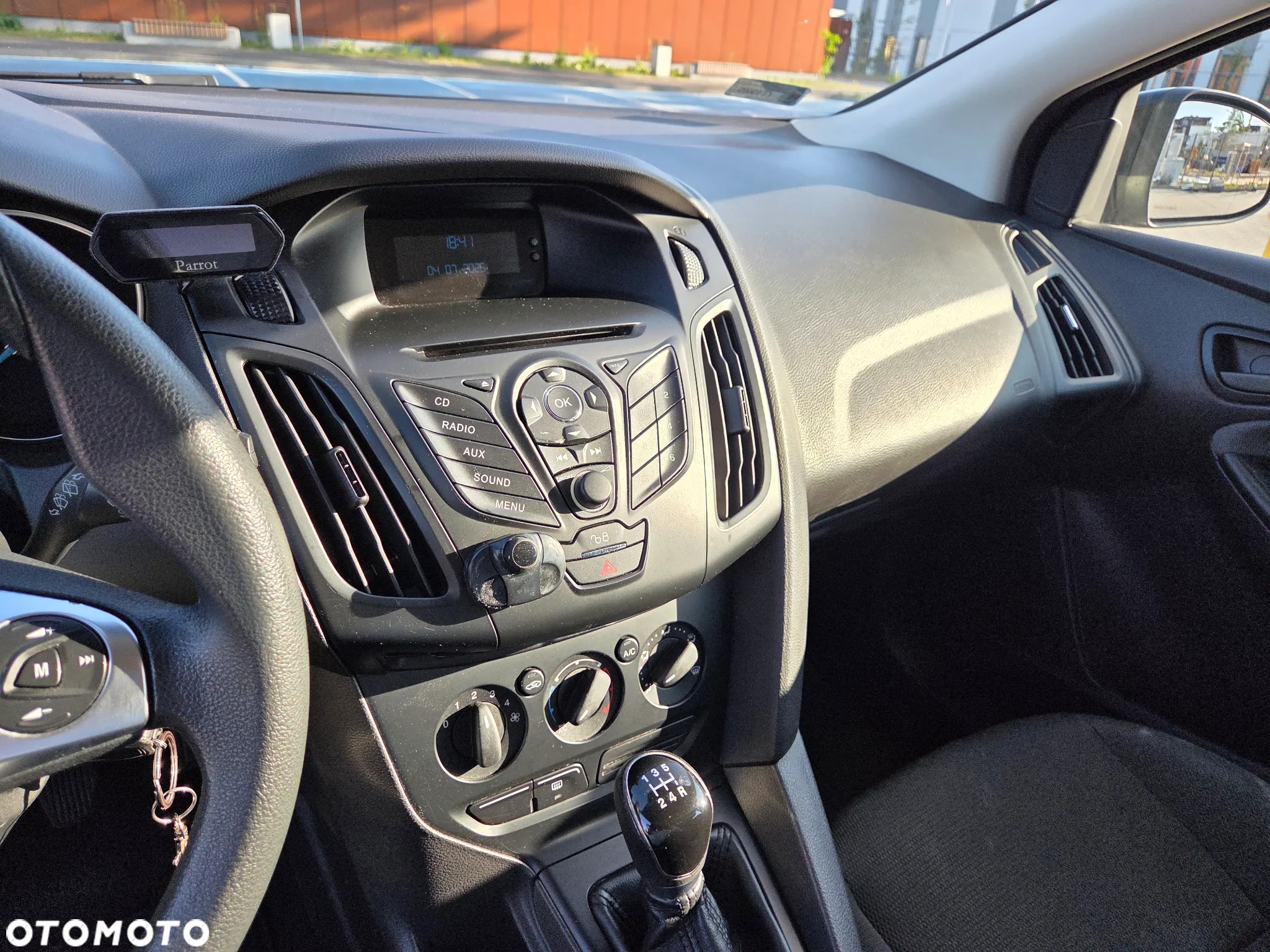 Ford Focus 1.6 Trend - 16