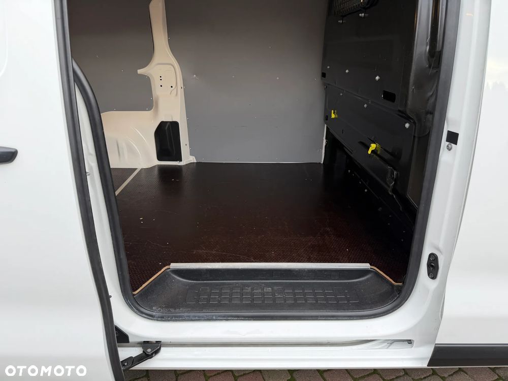 Toyota Proace 2,0 L2H1 - 15