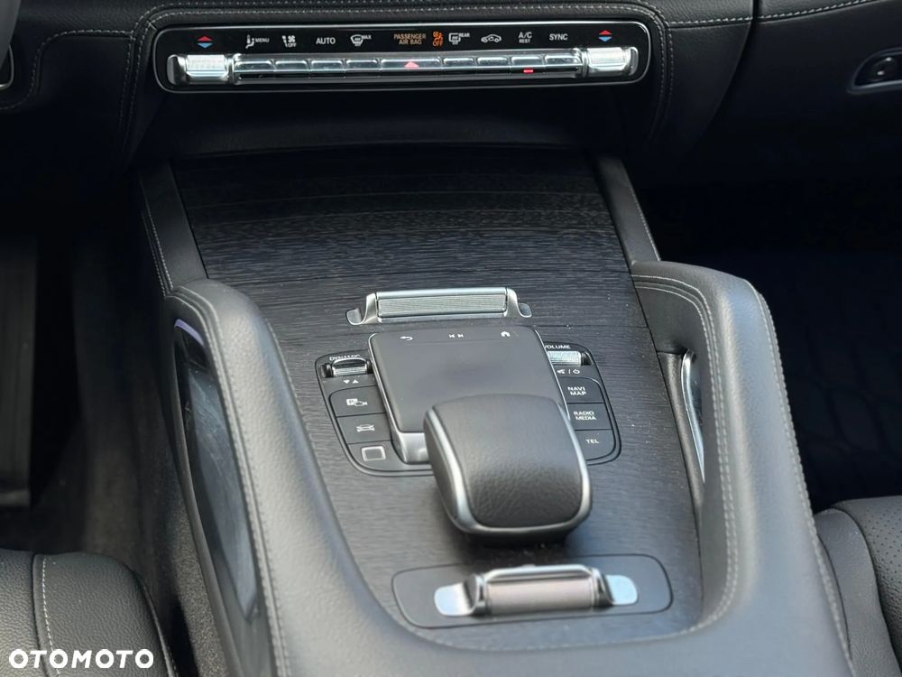 Mercedes-Benz GLE - 21