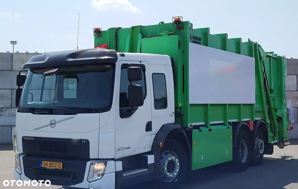Volvo FE 320 śmieciarka trzyosiowa Zoeller 20m3 EURO 6 - 1
