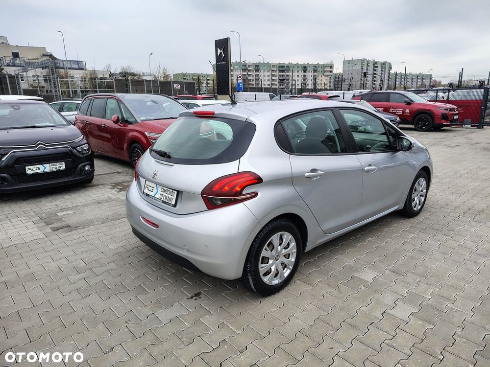 Peugeot 208 1.2 PureTech Active - 6