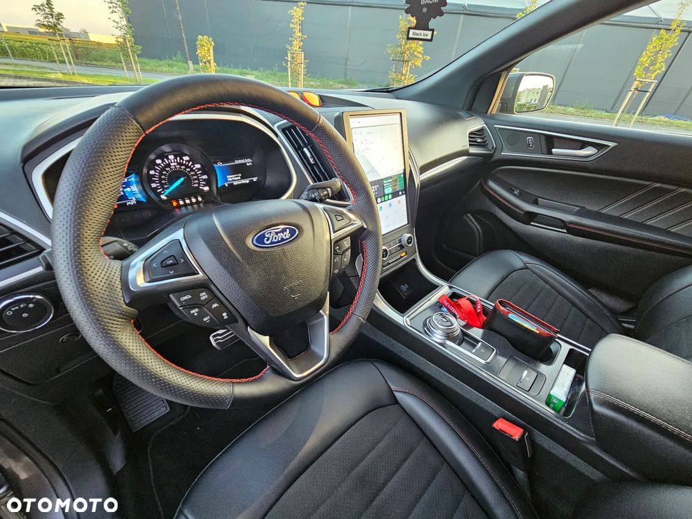 Ford Edge - 10