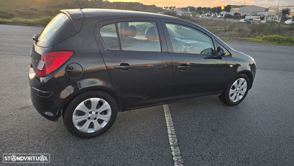 Opel Corsa 1.2 Enjoy - 9