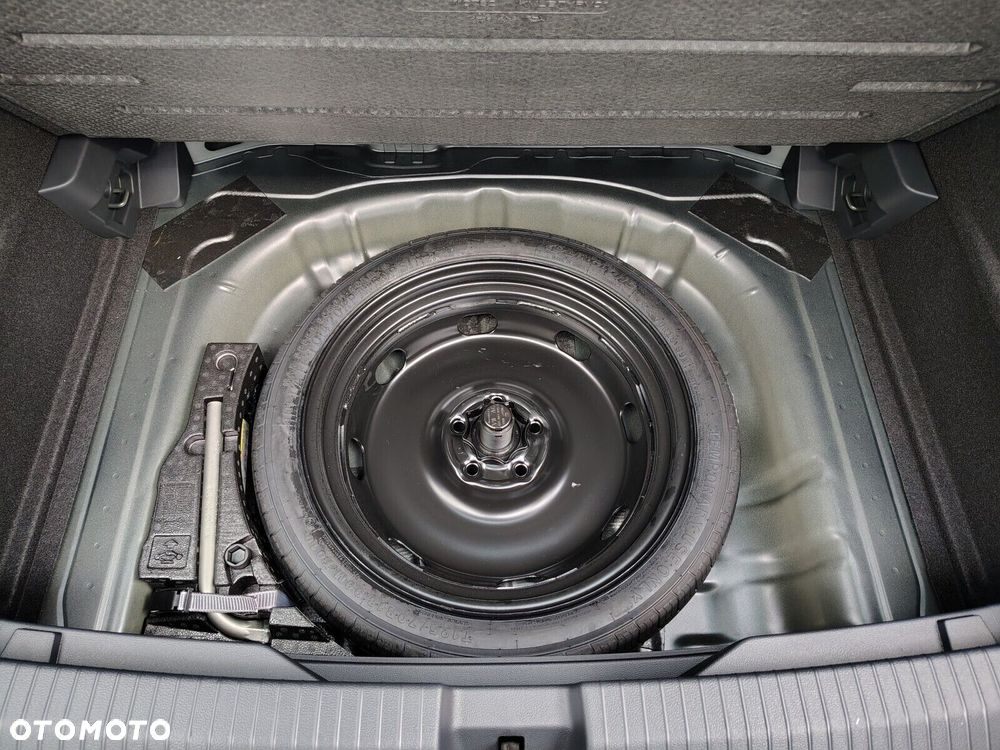Volkswagen T-Roc - 21