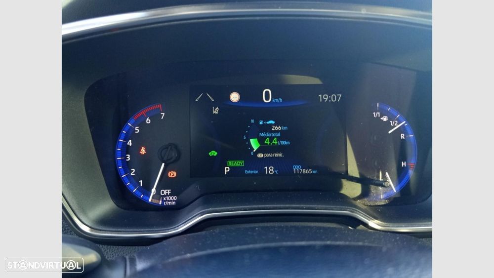 Toyota Corolla 1.8 Hybrid Comfort+P.Sport - 18