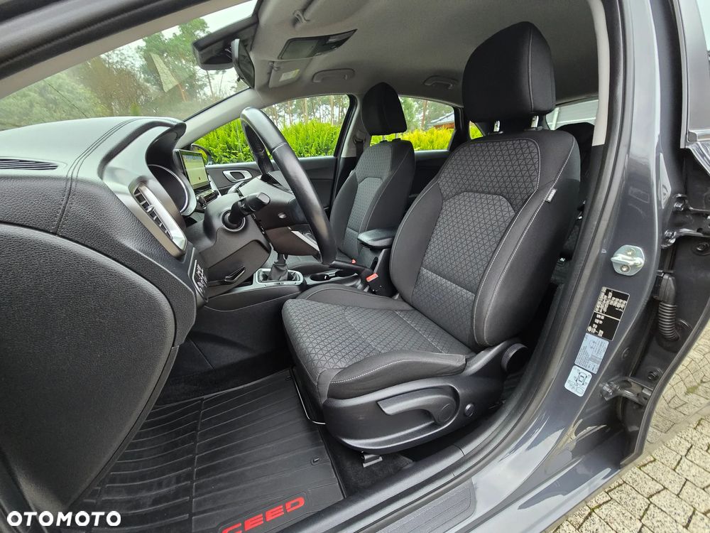 Kia Ceed 1.4 M - 6