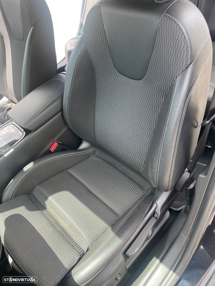 Opel Insignia Sports Tourer 1.6 Aut Business Innovation - 4