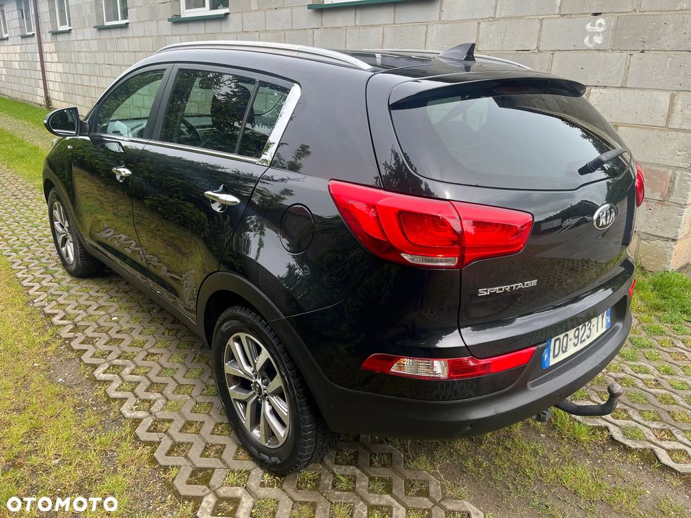 Kia Sportage 2.0 CRDI 4WD Dream-Team Edition - 6