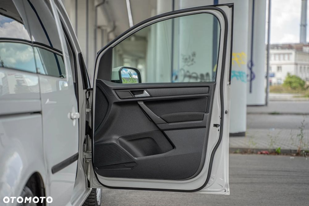 Volkswagen Caddy 2.0 TDI Comfortline - 14