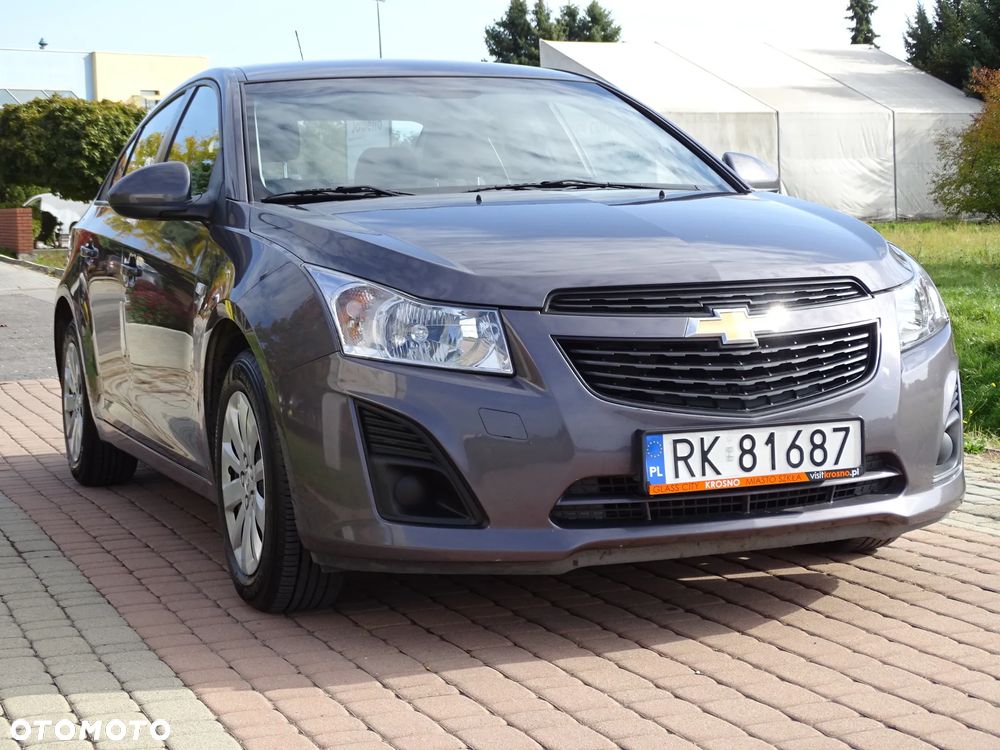 Chevrolet Cruze - 22