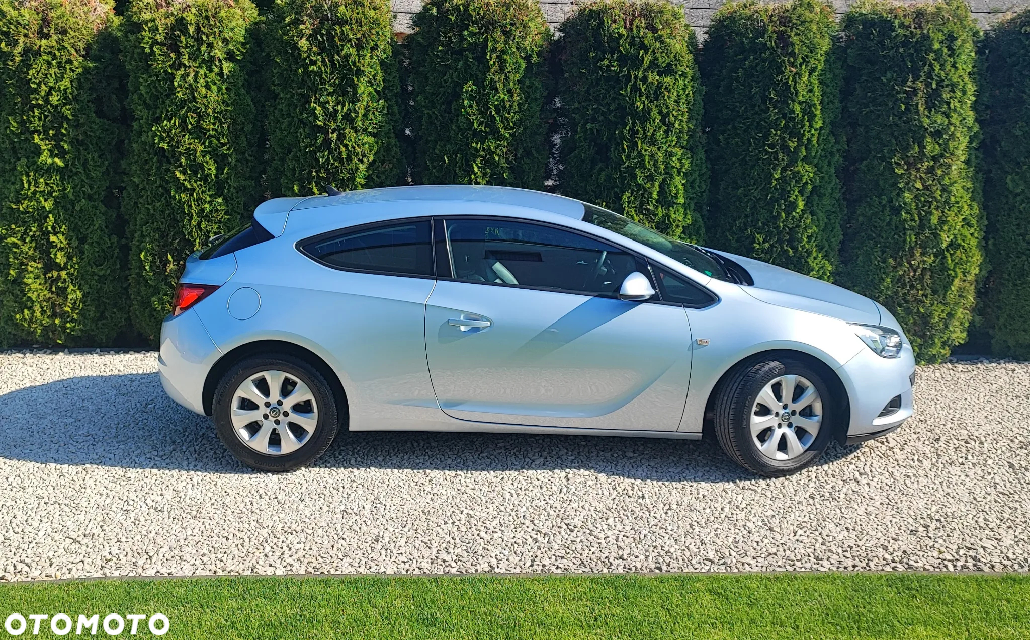 Opel Astra GTC 1.4 Turbo - 15