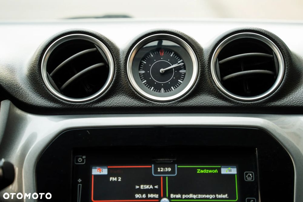 Suzuki Vitara 1.6 DDiS (4x4) Allgrip Comfort+ - 12