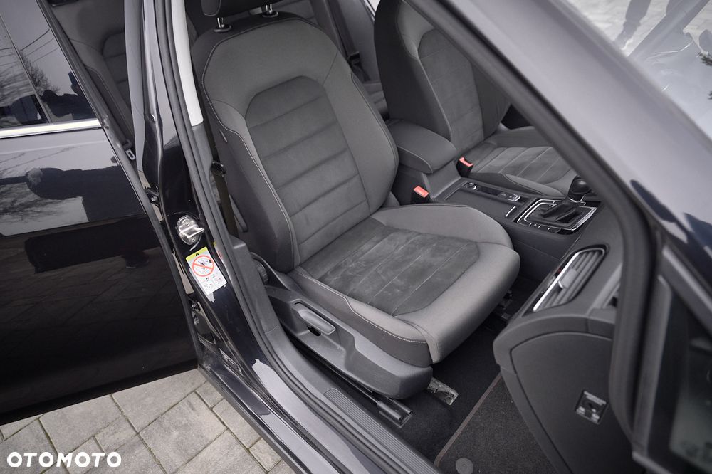 Volkswagen Golf 2.0 TDI Style DSG - 31