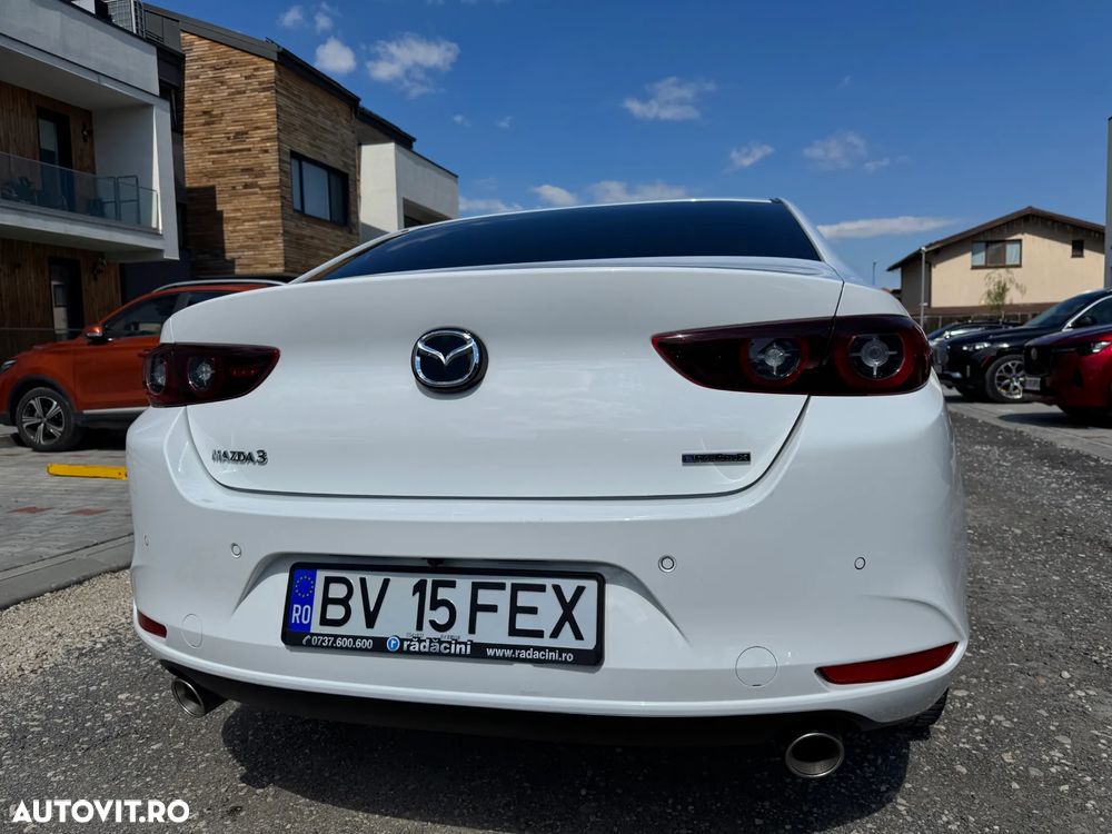 Mazda 3 e-Skyactiv X186 MHEV GT+ - 8