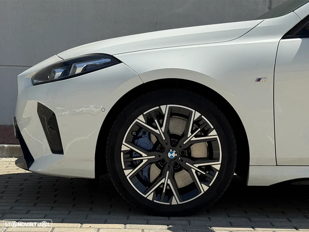 BMW 120 Pack Desportivo M - 14