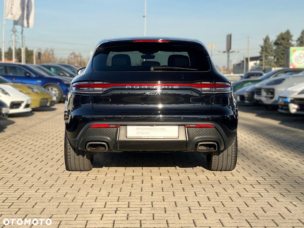 Porsche Macan - 12