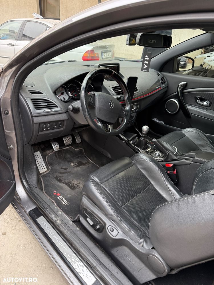 Renault Megane 2.0 RS - 9