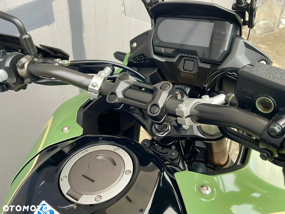 Honda CB - 16