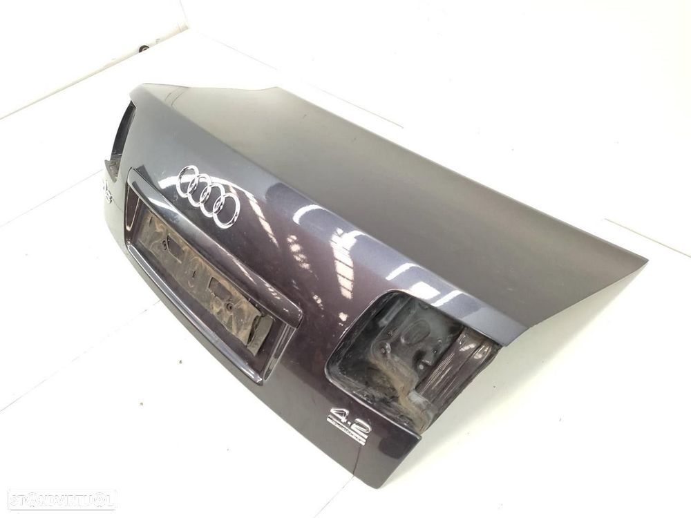 TAMPA MALA AUDI A8 2003 - 3