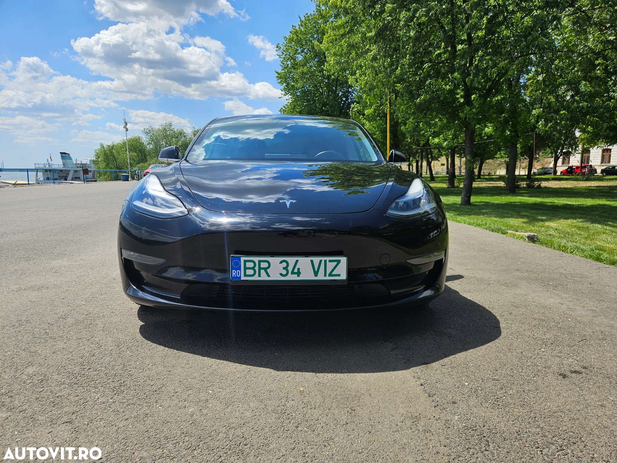 Tesla Model 3 Langstreckenbatterie Allradantrieb Dual Motor - 39