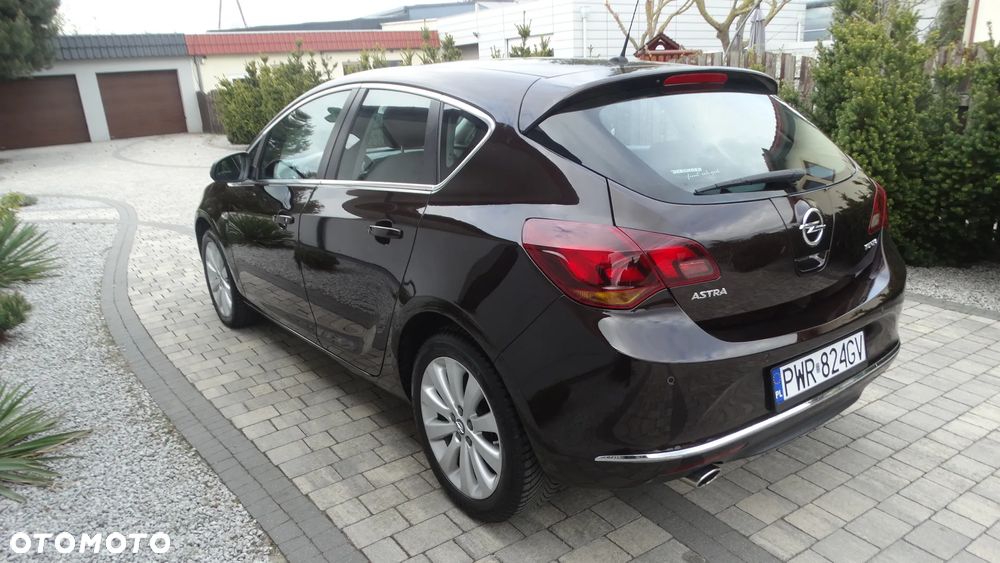 Opel Astra 1.4 Turbo Cosmo - 8