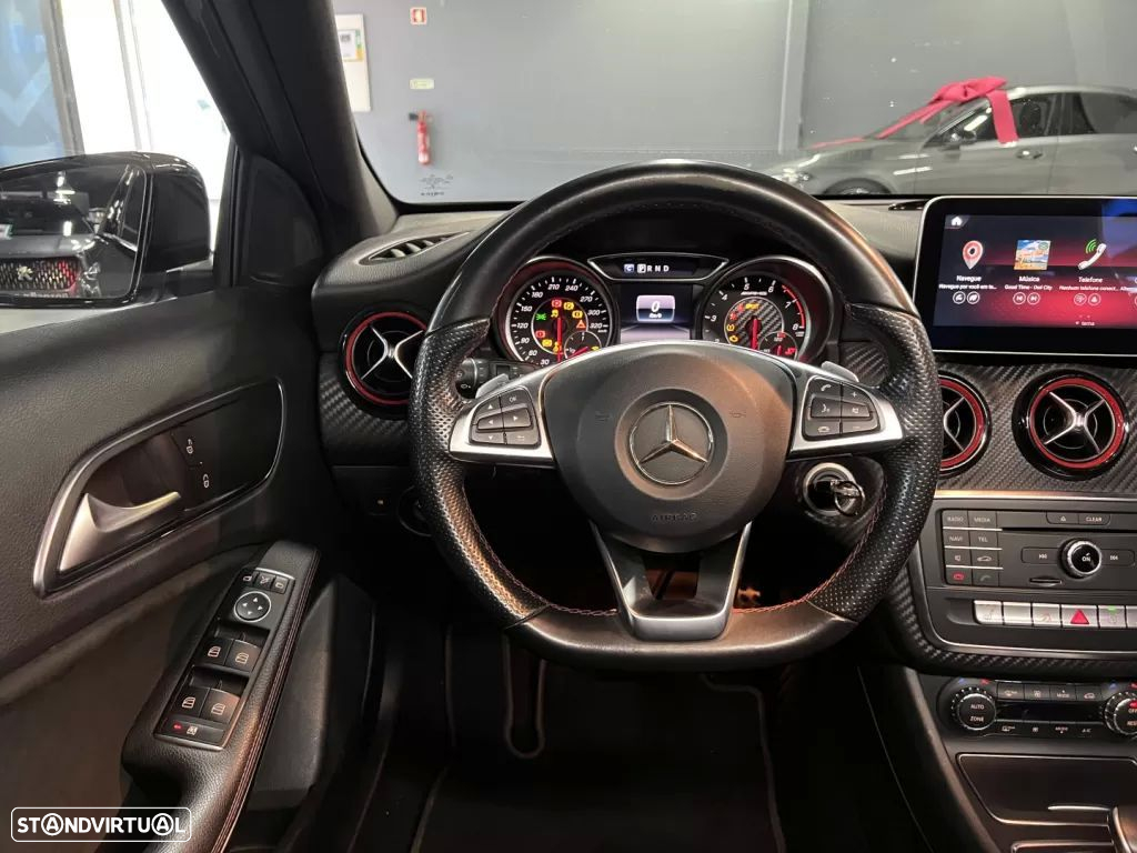 Mercedes-Benz A 45 AMG 4Matic Speedshift 7G-DCT - 29
