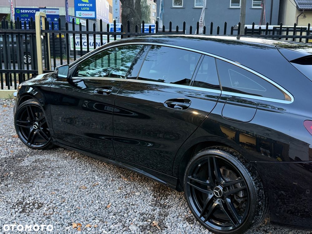 Mercedes-Benz CLA 180 7G-DCT AMG Line - 24