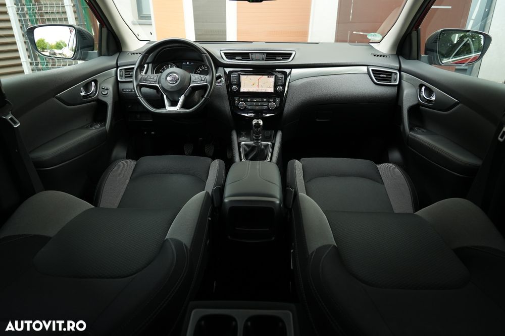 Nissan Qashqai 1.3 DIG-T DCT AKARI - 5